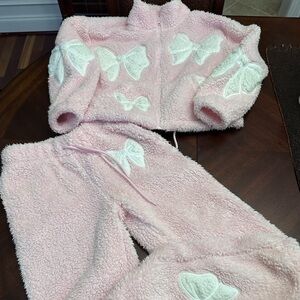 Madden Girl Pink with White Bows Sherpa Jacket & Jogger Pants Set Juniors XS